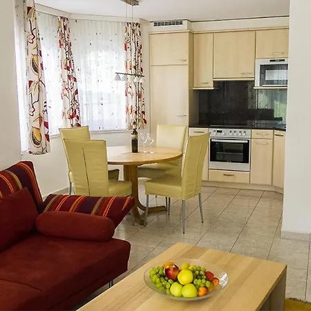Chateau A&b Apartment *